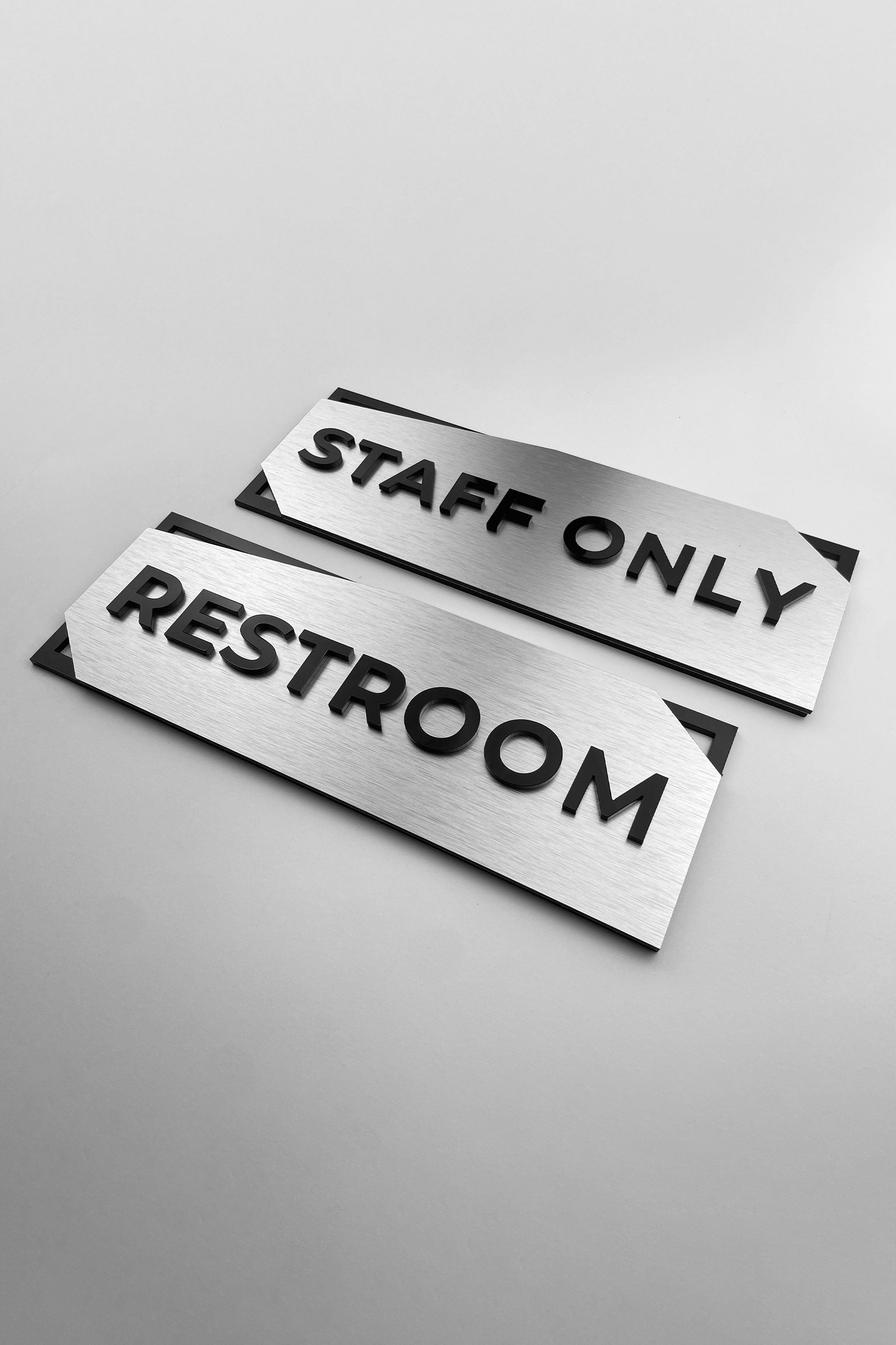 3D layered customisable office door sign by ALUMADESIGNCO featuring acrylic lettering, modern door signage for offices, meeting rooms, and workspaces