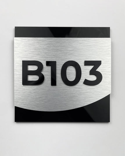 Modern brushed silver suite room sign by ALUMADESIGNCO combining metal plaque and 3D acrylic numbers, elegant door signage for hospitality interiors