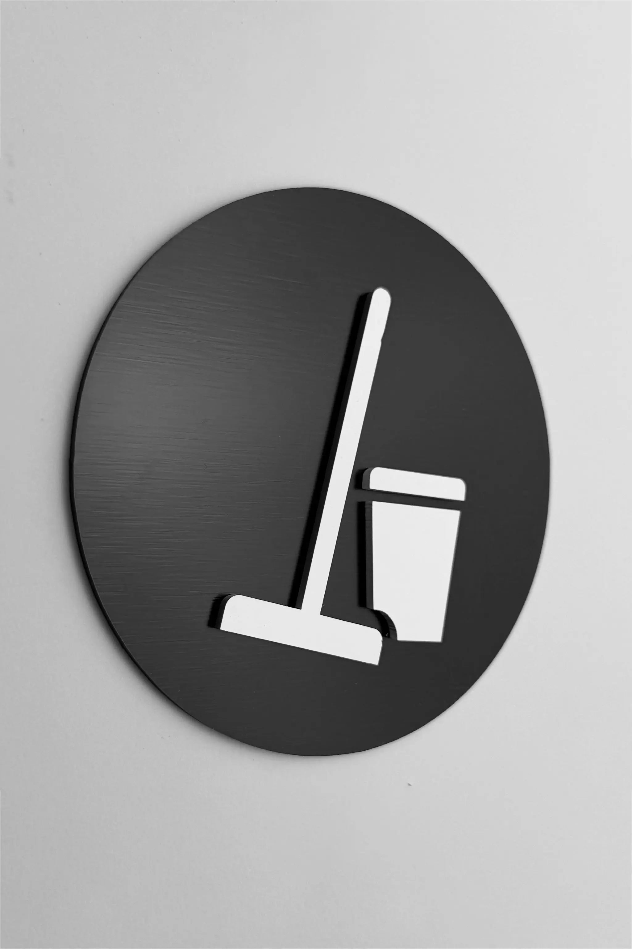 Housekeeping Lettering Señal Sala de Limpieza Hotel | ALUMADESIGNCO